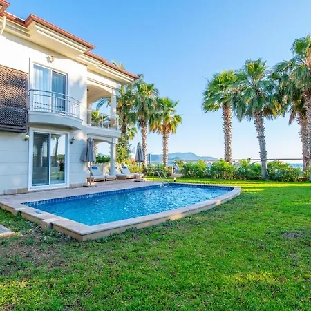 Fethiye-calis'ta 5 Yatak Odali 10 Kisilik Coral 6 Villa Fethiye
