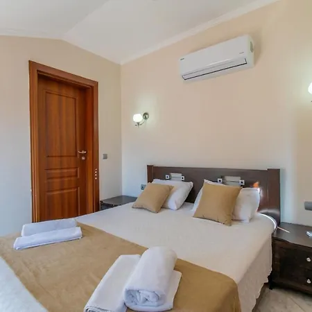 Fethiye-calis'ta 5 Yatak Odali 10 Kisilik Coral 6 * Fethiye