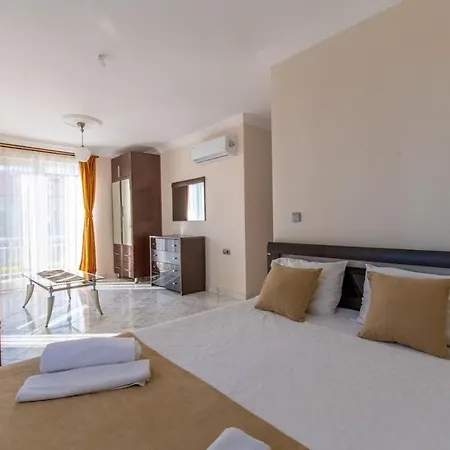 Fethiye-calis'ta 5 Yatak Odali 10 Kisilik Coral 6 *