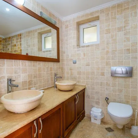 Fethiye-calis'ta 5 Yatak Odali 10 Kisilik Coral 6 Villa Fethiye