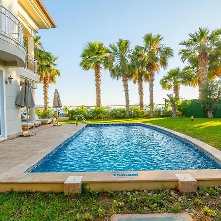 Villa Fethiye-calis'ta 5 Yatak Odali 10 Kisilik Coral 6 *